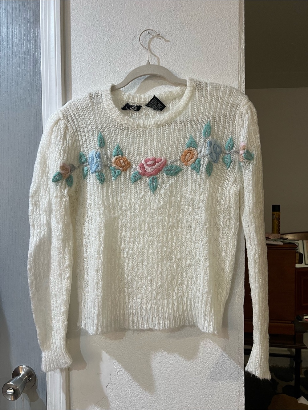 Cream Floral Cable-Knit Sweater with Embroidered Roses
